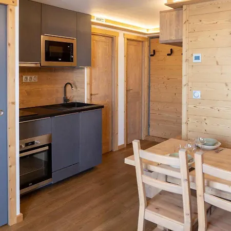 Moderne A - 4 Pers - 1 Chambre, 1 Cabine, Skis Aux Pieds, Balcon - Fr-1-637-30 דירה *